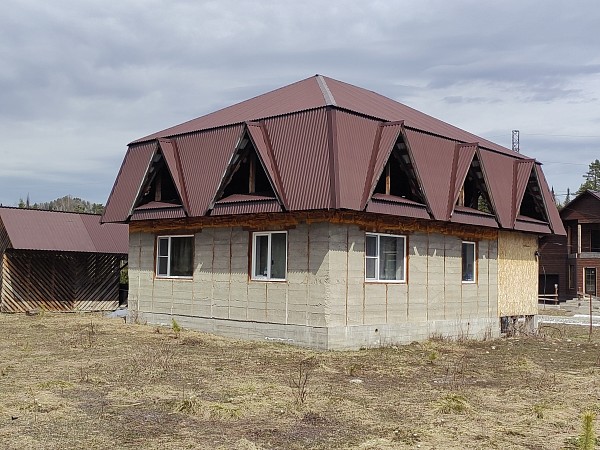 Дом на земельном участке 10 соток с. Турочак (№746)