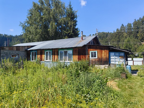 Квартира в двухквартирном жилом доме 40 кв. м. с. Турочак (№765)