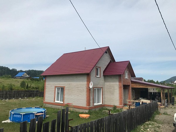 Двухэтажный дом на земельном участке 10 соток с. Турочак
