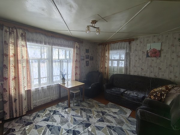 Квартира в трехквартирном жилом доме 50.8 кв. м. с. Артыбаш (№721)