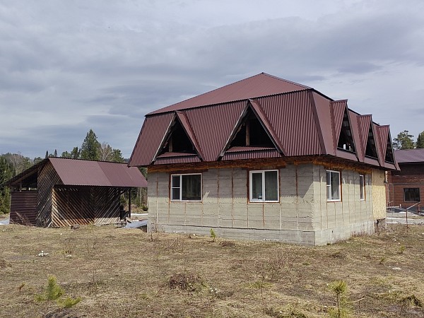 Дом на земельном участке 10 соток с. Турочак (№746)