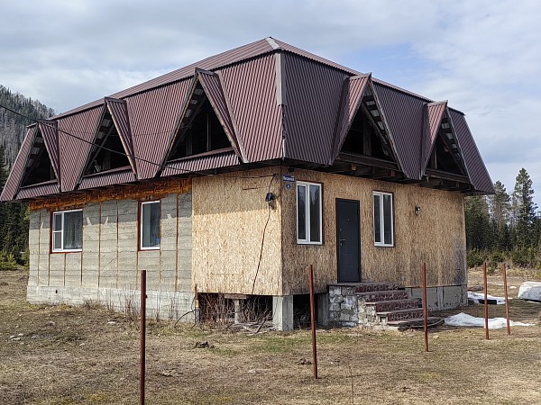 Дом на земельном участке 10 соток с. Турочак (№746)